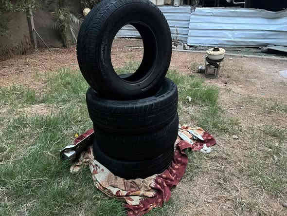 سلام عليكم
تخم تايرات لاندكروزر مونيكا حجم ١٧ /٧٠
يدات باب وكاله ياباني... تاج تيوته... تاج ميسبوشي..
سكن لايت.... حصيره برادو تك..
سعر ٣٠٠ بيه مجال.. مكان نجف
رقم ***********
