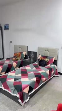 غرفه نوم صارلهة شهرين من مشدوده كلش نضيفه احله من تصوير حتا دواشك مال ...