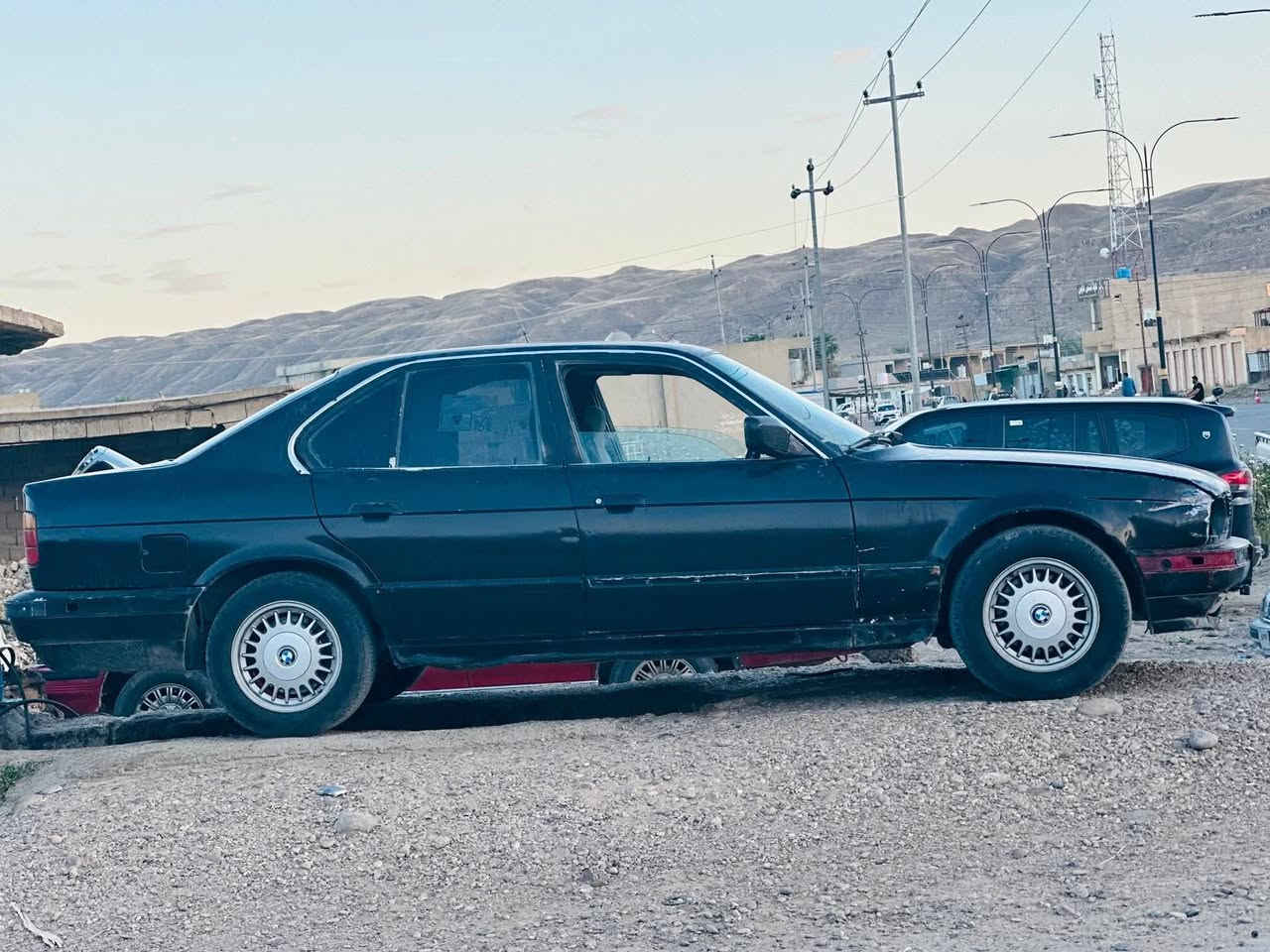 السلام عليكم بي ام حجم 525محرك فل كير عادي فحص صلاح الدين السعر 19وبيها مجال  بيع فقط ما اراوس***********

#ملاحضه امسح منشورك شويه واجيك ما تمشي عليه
