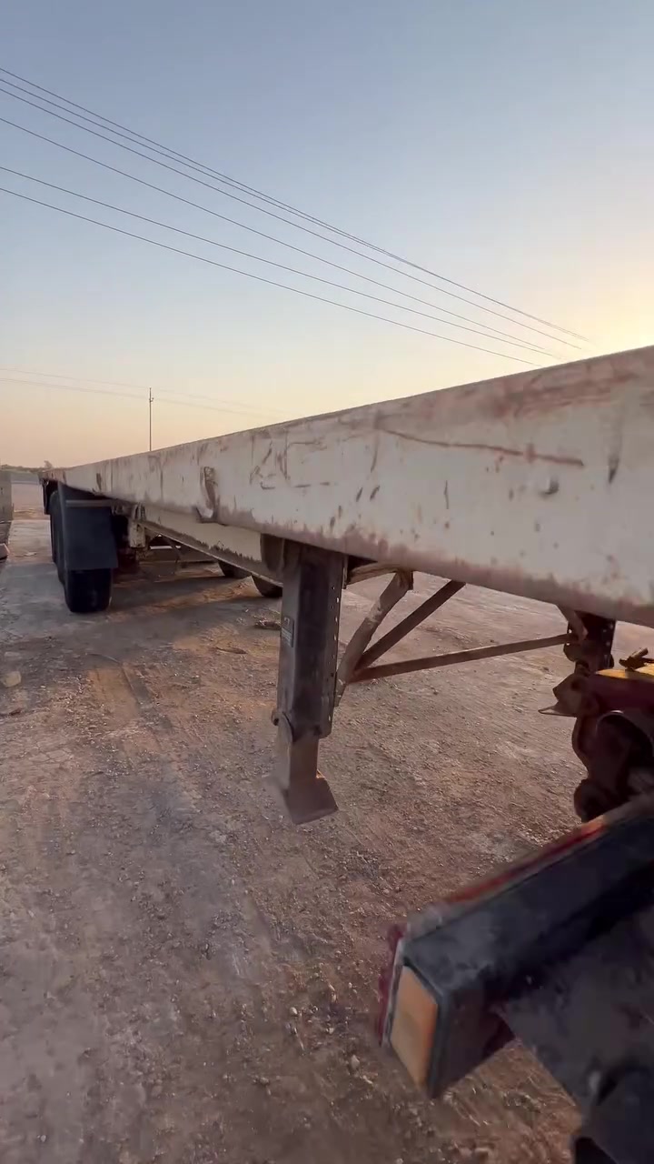 السلام عليكم عربانه اوربيه شاصي مكفول الطول 13.60 فول جنل الثالث رفاع  دسك بريك شغال عربانه حلوه وجاهزه وسعرها مناسب اتصل وتدلل ***********
