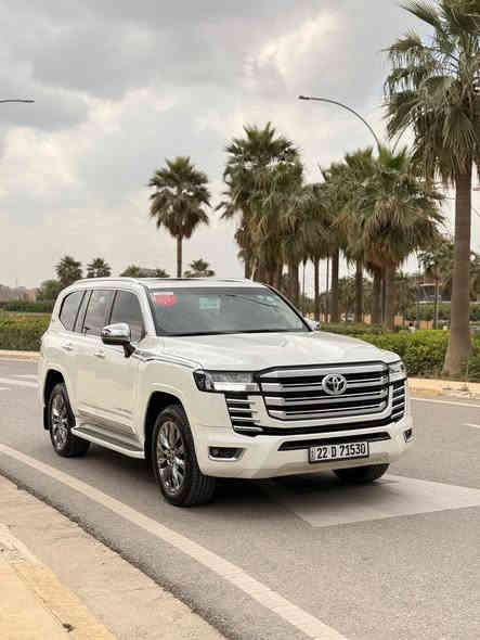 سلام عليكم للبيع او مراوس 
لاندكروز 2022 توين توربو GXR 

فول مواصفات تطبيق 3 شاشات 

كشنات تدفئة وتبريد سايد بريك دكمة 

صندوك كهرباك شاشه چبيره شاحن وايرلس 

وباقي المواصفات معروفة 

السياره مكفوله كفاله عامه 

علمآ السياره علا ايد وحدة من الشركة 

ماشيه 50 الف حقيقي مكفوله كفاله عامة 

مغلفة ppf ابو ال 18 ورقة وكاله 

العنوان واسط الزبيديه  

السعر 670 وبيها مجال بسيط 

للاستفسار ***********
