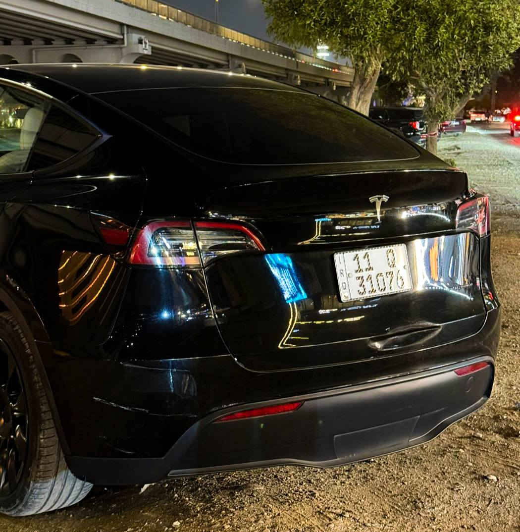 2023 TESLA MODEL Y, AWD/LONG RANGE DUAL
بدون صبغ.  
بدون. ايرباك. 
7 راكب. 
للبيع. فقط. 
ماشيه. 40 الف ميل
داخل. ابيض. 
بغداد اليرموك. 
***********
