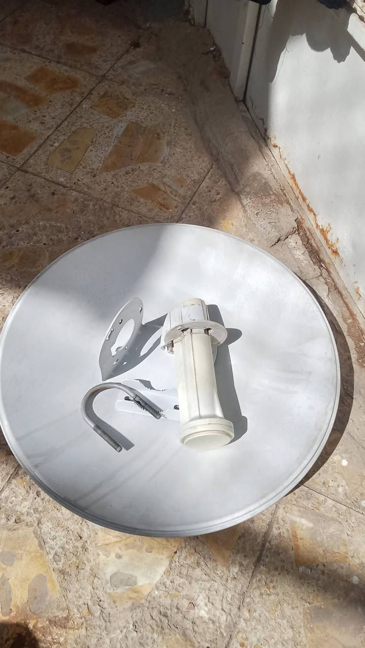 سلام عليكم نانو كامل شغال كلشي مابي صارلي 3 أشهر مشتري عنوان النجف شارع مدينه الرقم *********** وبي وتساب وسعره خاص
