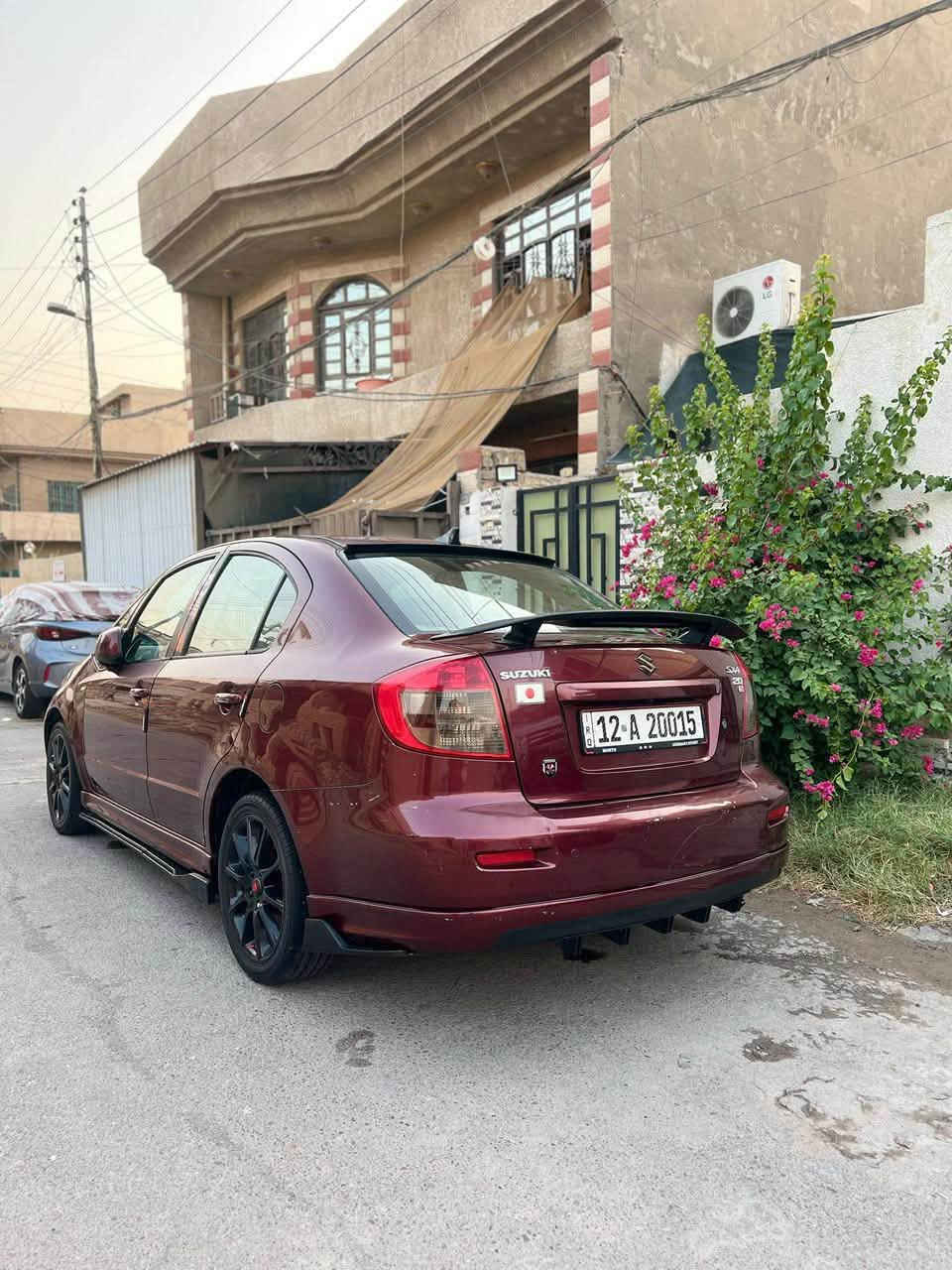 سوزوكي 2008 sx4
السيارة ياباني الصنع وارد امريكي نظيفة ماشية 140 الف حقيقي
ولا كلوب مشتغل بلدشبول عليها ادامة كاملة
صدر كهربائيات كير محرك تبريد كلة بلاد شرط
سنوية بأسمي وهزة جديدة تحويل بأي مكان
مكاني بغداد للاستفسار الاتصال ***********

