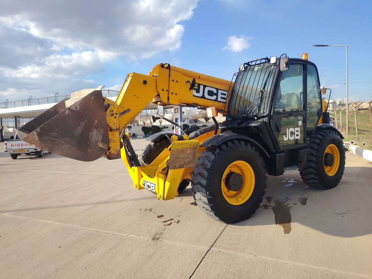 شۆفڵی 12.5 م 2005
سەنەوی تازە تا2031  لە ئیشایە
زۆر تازەو جوان ماوەتەوە
لە سلێمانییە
ژت***********
ژت***********
