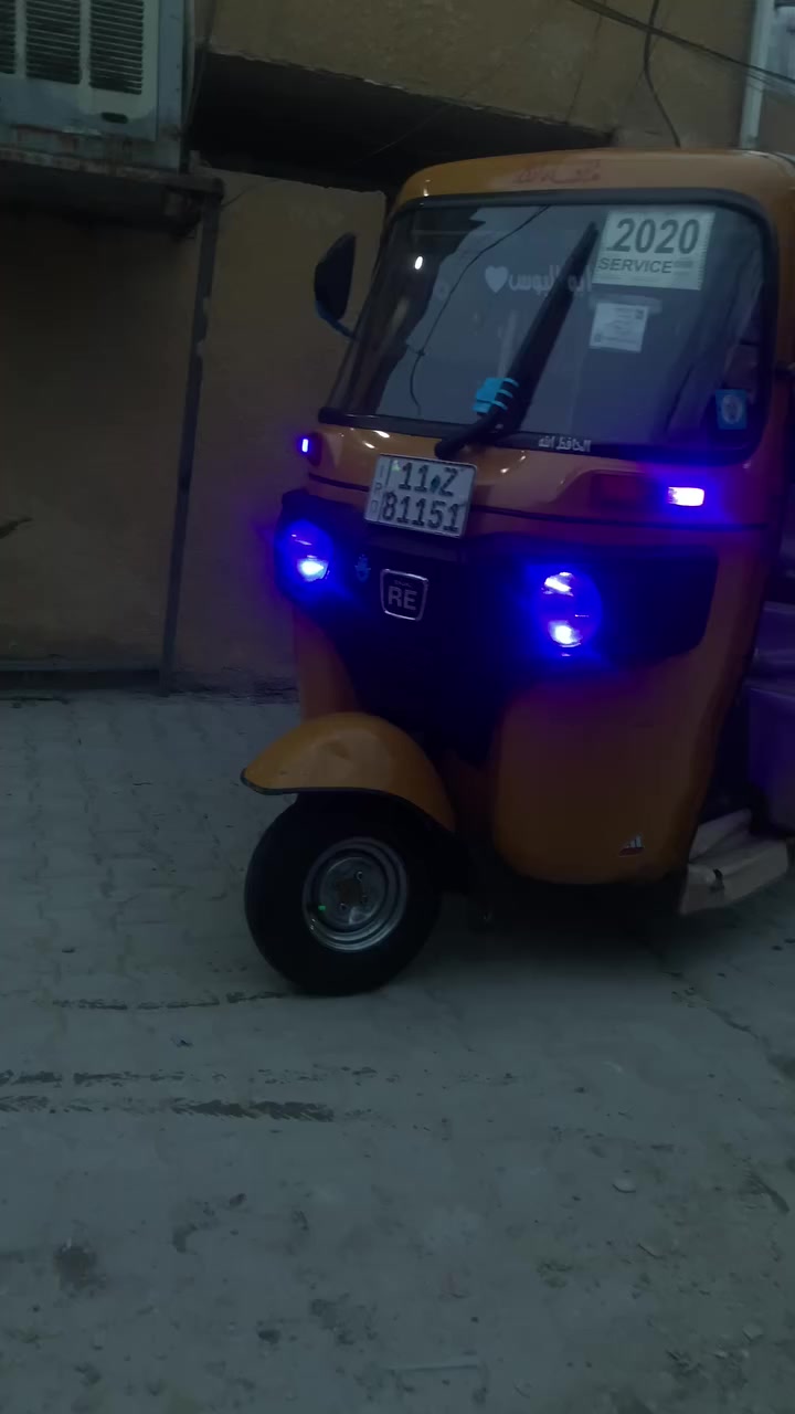 الله مصلي ع محمد وال محمد السلام عليكم اخوان تكتك للبيع موديل 2019/12/15 يعني نازله ع 2020 التكتك شوفت عينك حلوه ومرتبه بيهة صفحه معجون وصبغ عام ومعمره دوس فقط باقي التكتك كفاله عامه صوت المكينه حلوو وناعم  لحد يتعبني إذا موو شراي العنوان بغداد الحريه للستفسار *********** السعر 6,500 وبيهة مجال بسيط حك جيتك تعال وتدلل.
رقم وسنويه بغداد تحويل شوكت ماا يعجبك لوو تريد بنفس الساعه واني بخدمتكم.
غير متواجد خاص فيس بوك 
رقم أو واتساب.
