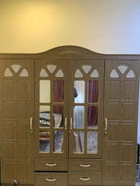 كنتور • ميز تواليت • للبيع