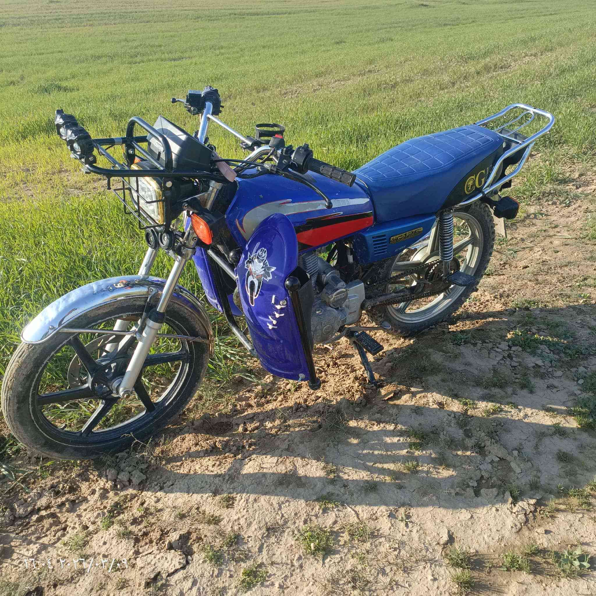 السلا م عليكم موطور سيفان موديل 20معمر جديد كلشي شغال كهربائيات شغال سلف شغال السعر 325 بيه مجال قليل. التصال ***********
