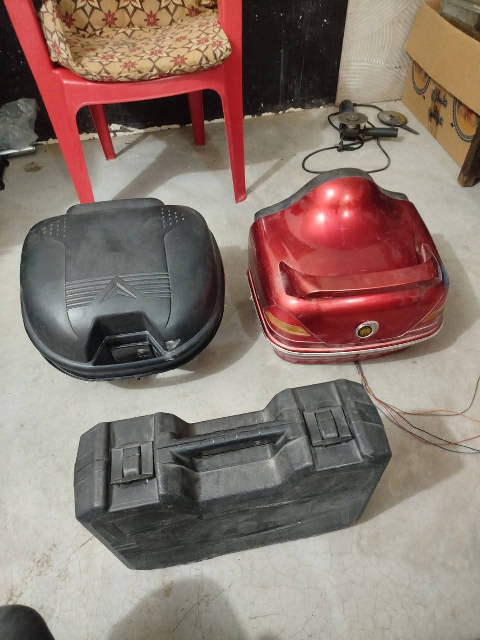 السلام عليكم 
جنط للبيع ودريل وتايرات تيوتة فورويل نضيفات كلش


**إذا كنت صاحب هذا الإعلان وتريد حذفه لأي سبب، رجاءا أرسل رسالة إلى الدعم الفني**