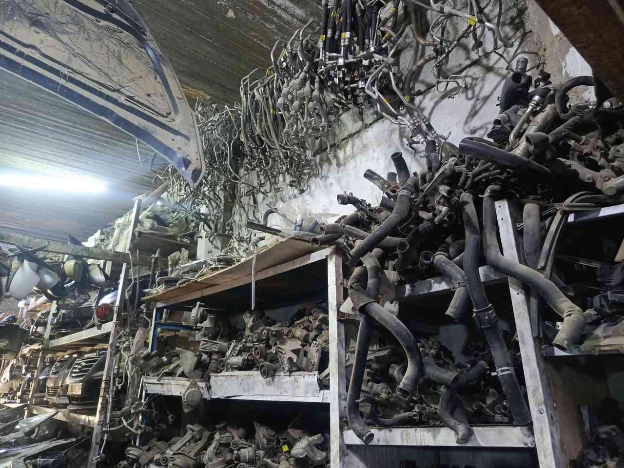 يتوفر كافه الادوات الحاويه. 
بابل جبله. 
للاتصال فقط ع الرقم  ‏‪***********‬‏
‏‪***********‬‏
غير متواجدين  ع الفيس
