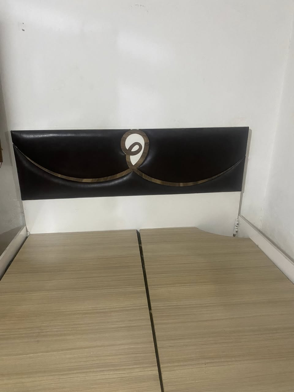 السلام عليكم ثنينهن ب٧٥ واضح الضرر البيهن الجربايه موجوده هاي القطعه والكنتور المجر بس تخلوله براغي عنوانب الكاظميه اليريدهن يجي ياخذهن


**إذا كنت صاحب هذا الإعلان وتريد حذفه لأي سبب، رجاءا أرسل رسالة إلى الدعم الفني**