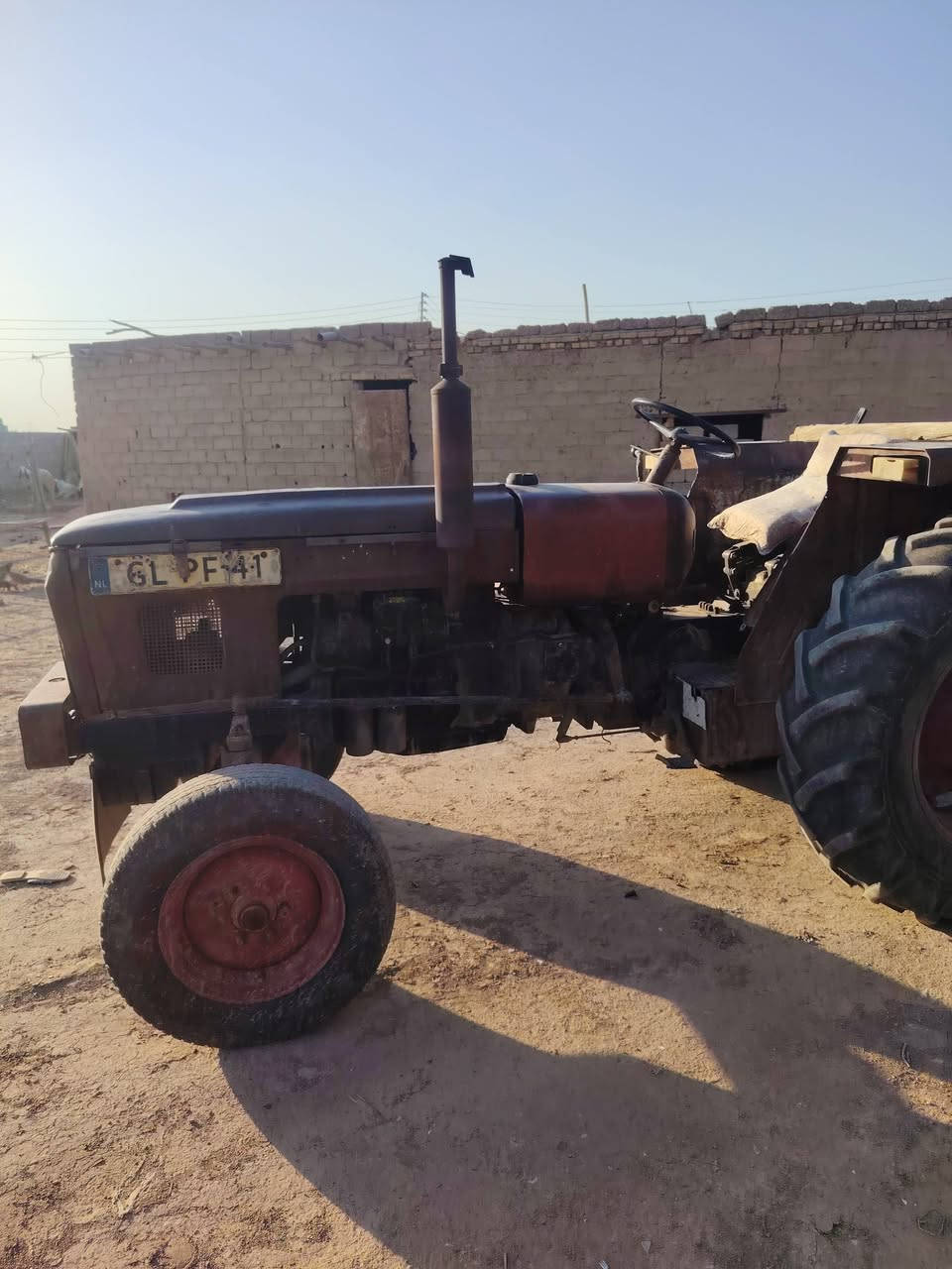 دركتل عنتر موديل 87 جاهزه للشغل ما بيه نقص برغي
محافضه ميسان
للاستفسار الاتصال على الرقم ***********
