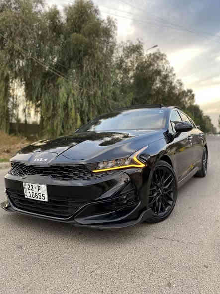 السلام عليكم 
(((  بيع او مراوس  )))
كيا 2024 K5 GT فول موصفات 
اعلى فئة محرك 2500 تربو 
300 حصان 🚀🚀🚀
لون اسود داخل مشمشي 
فتحة سقف بانروما شاشة جبيرة 
شاحن لاسلكي كشن كهرباء بصمة تشغيل عن بعد شفتات ستيرن 
فج بريك GT وباقي موصفات معروفه 
السياره رقم اربيل بسمي هزه جديد
(حادث السياره) فقط الجاملغ والباب اليمين ومبدل نفس الون صبغ فقط حافة البنيد صور السونر بل منشور 
بجم بلادي مي بلادي ايرباك فقط ستيرن ومبدل اصلي 
ماشية : 26 الف مابيها اي نقص 
سعر: 215 ورقة بيع وامراوس 
مكان بغداد اليرموك 
***********
