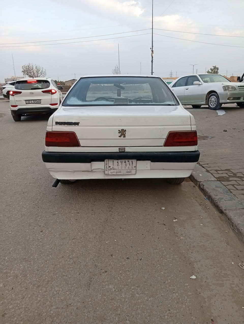 بيجو 405 موديل 2010 رقم نجف سنويه منتهيه 4سنوات مالكه نجف وتحويل مباشر كير ومحرك جدد بمعنئ الكلمه حداديه جديده مكفوله من الضربه بيه تبديل بس جاملغ امامي شواصي وتكم سليمات تخم تاير جديد باتري جديد عنبار وبريشر بريك جديد سياره مال جناي الله شاهد نكره سلف السعر 24ورقه وبيه مجال اتصال فقط ***********
