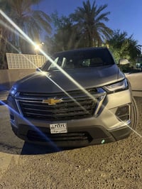 للبيع ترافرس  2024 LlMlTED بصمه اربع أبواب جنطة كهرباء  تبريد 3 قطع  ش...