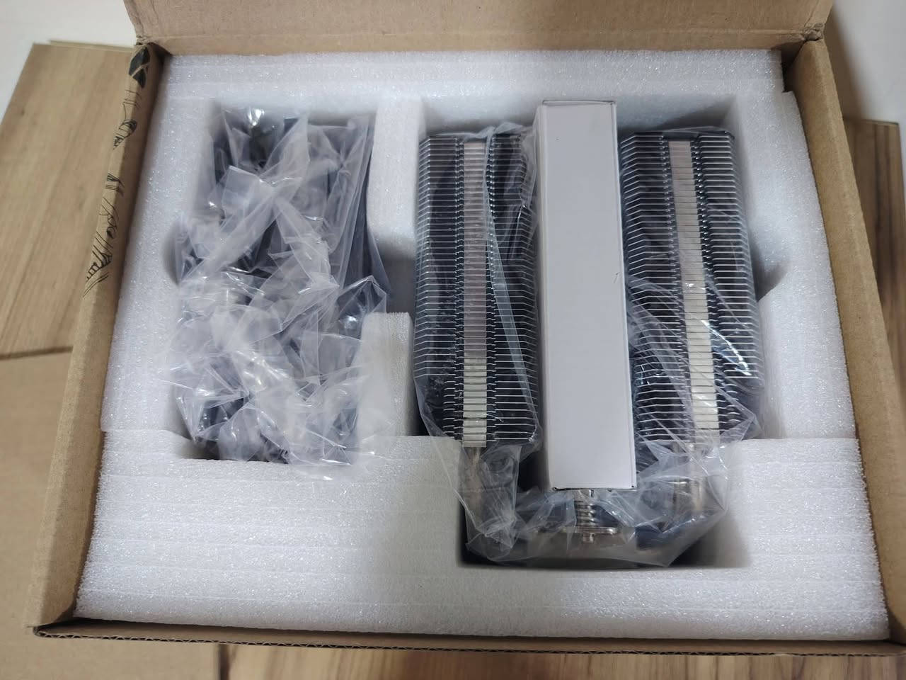 Thermal right Peerless Assassin 120 SE مبرد هوائي دبل فان
جديد غير مستخدم كامل ملحقات يدعم رايزن وانتل مع معجون حراري
السعر 40 الف


**إذا كنت صاحب هذا الإعلان وتريد حذفه لأي سبب، رجاءا أرسل رسالة إلى الدعم الفني**