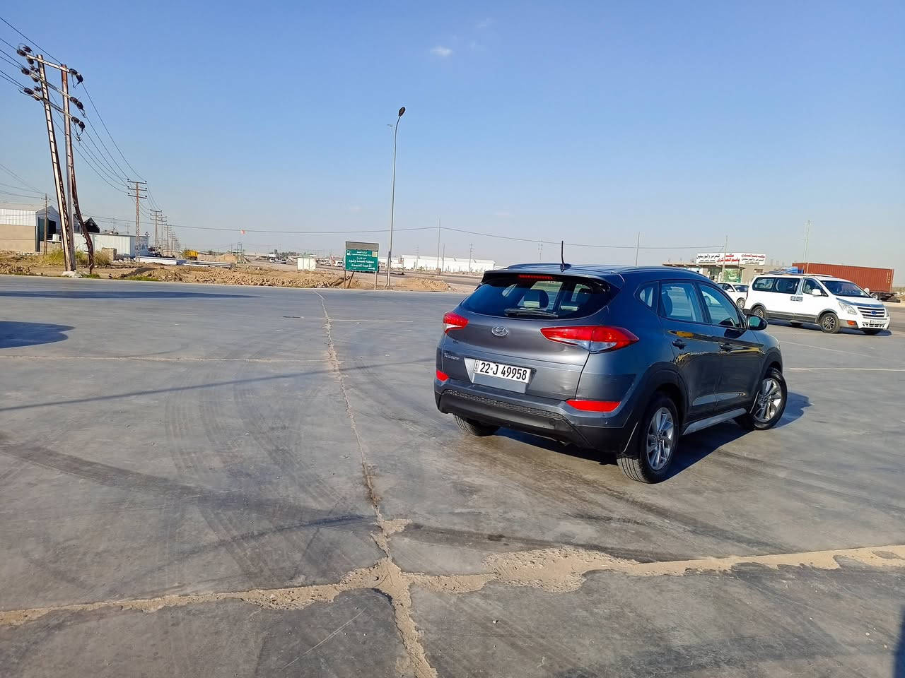 السلام عليكم...
توسان وارد امريكي ٢٠١٧ رقم اربيل سنوية باسمي سنوية جديدة رقم جديد غرامات مصفرة سنوية لل ٢٠٣٠ بية ٣ قطع 
السعر ( ١٤٠) وبية مجال ***********
