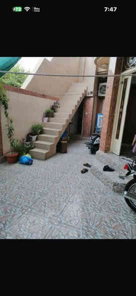 دار للبيع ٢٠٠م سعر مناسب جدا
طابوو صرف
حرية قرب السوق جدا 
درج داخلي وخارجي
طابق الاول   ٢ غرف نوم. هول. مطبخ. غرفة ضيوف.
طابق ثاني.  ٢ غرف نوم هول صحيات
سعر 160 وبي مجال 
للاستفسار *********** او *********** او زيارة المكتب ارو
