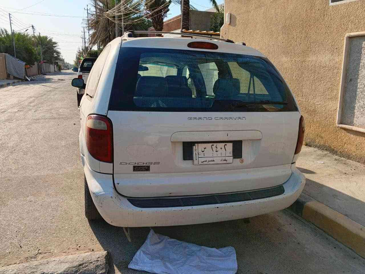 السلام عليكم 
دوج كرنفال موديل 2004 بدون صبغ محرك بلادي 3300 تبريد قطعه وحده مكانها بغداد حي اور او شعب
***********
سعر 62 بيها مجال بغداد, العراق
