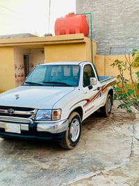 هايلوكس • ٢٠٠٢ • ضلوعيه