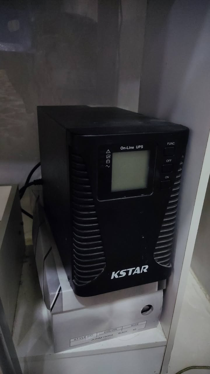 🔥 للبيع: تجميعة PC Gaming High-End – شبه جديد – استخدام سنة فقط 🔥
🖥 المواصفات الرئيسية:
✅ CPU: Ryzen 5 7600X
✅ GPU: RTX 4070 SUPER GALAX DUAL 12GB OC
✅ RAM: Lexar 32GB (16×2) DDR5 6800 RGB
✅ Motherboard: ASUS PRIME B650M-A WiFi II
✅ SSD: Lexar NVMe 1TB 620-3500
✅ CPU Fan: SAMA AK4000
✅ PSU: SUMTAX 750W Bronze+80
✅ Case: SAMA 3321
🎁 الإضافات والملحقات:
⌨️ كيبورد Redragon ميكانيكي RGB
🖱 ماوس Bloody A90 (بدون دبل كلك)
🔋 UPS 1k اون لاين
📦 جميع الكراتين الأصلية موجودة
✔ الحالة:
استخدام سنة فقط، نظيف جداً
لم تُستخدم لألعاب ثقيلة أو تعدين
RGB شغال بالكامل
حرارة ممتازة
جاهز للفحص والتجربة
🛡 الضمان: يشمل شهر كامل للفحص والتأكد من سلامة كل القطع
💰 السعر: 1,950,000 دينار (قابل للتفاوض البسيط)
📍 الموقع: (ميسان العماره )
📩 التواصل: واتساب فقط ***********
