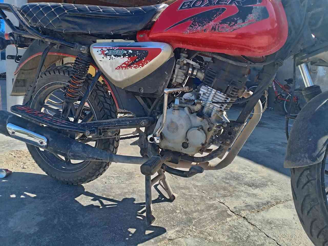 دراجه بوكسر للبيع بيهه دخانه ومحركهه بي صوت كلك رايدهه 275  وبيهه مجال  مكان خانقين


**إذا كنت صاحب هذا الإعلان وتريد حذفه لأي سبب، رجاءا أرسل رسالة إلى الدعم الفني**