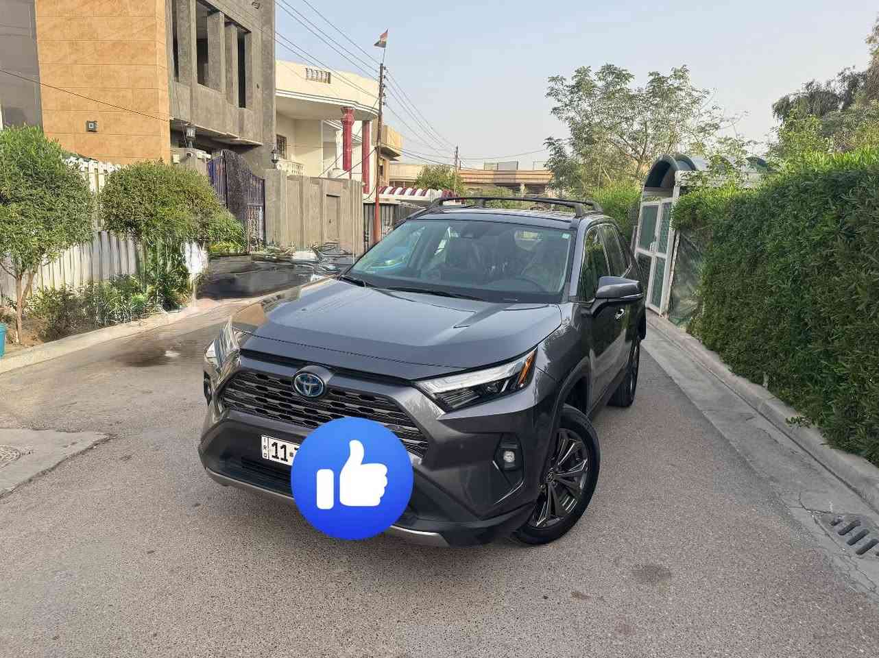 للبيع: تويوتا راف فور LIMITED HYBRID 2023 - وارد أمريكي
المواصفات والتميز:

• الفئة: Limited (أعلى صنف في الراف فور).

• المحرك: هايبرد (اقتصادية جداً وعزم قوي).

• الموديل: 2023.

• الممشى: 63 ألف ميل

• الرقم: بغداد

• اللون: رصاصي (سلفر) مميز،

تفاصيل الضرر:

• الحادث جانبي بسيط (بابين فقط).

أبرز الإضافات (فول مواصفات 1/1):

• شاشة JBL الكبيرة الأصلية مع نظام صوتي فاخر.

• عداد ديجيتال بالكامل وكاميرا خلفية وحساسات.

• فتحة سقف، كراسي جلد (تدفئة وتبريد).

• نظام دفع رباعي (AWD) ورادارات أمامية وجانبية.

• بصمة تشغيل، صندوق كهرباء، وأنظمة أمان متطورة (تحديد مسار ومانع تصادم).

📍 الموقع: بغداد.

📞 للتواصل والاستفسار: ***********
