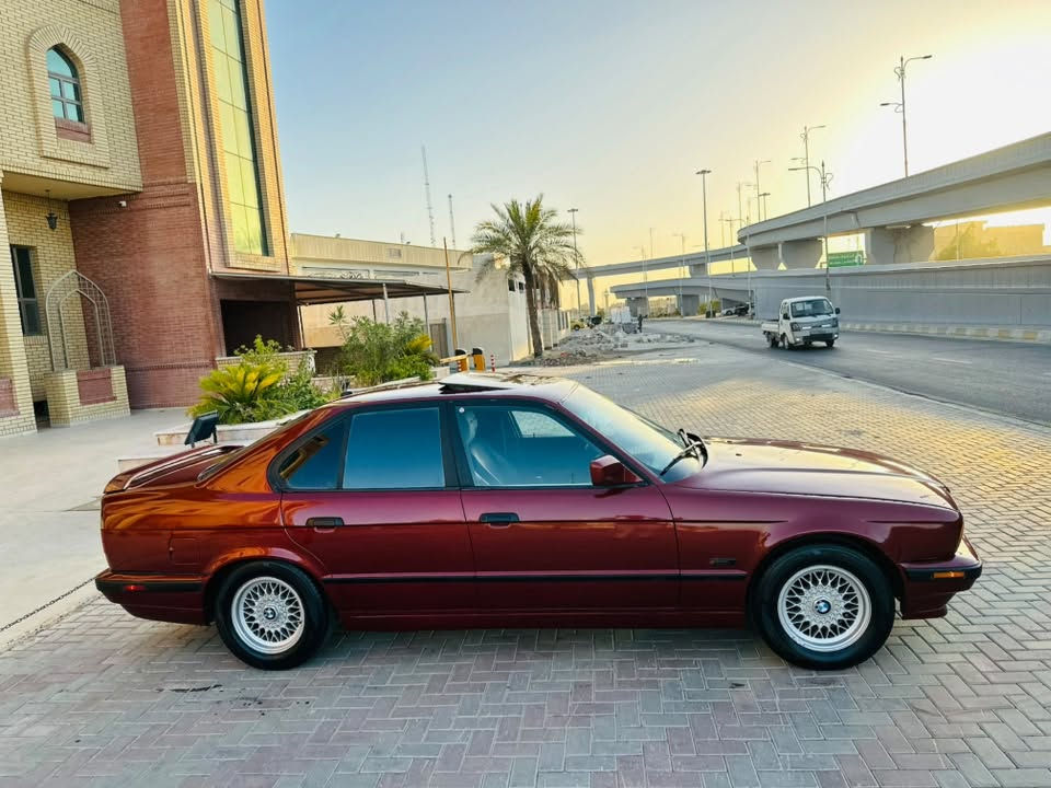 سلام عليكم
بي ام 525 أصل محرك كبس لا صرف ولا بخار كير وتماتيك سلايت  كهربائي تبريد🥶 بدون ضرر صبغ جماليه فقط  موديل 91 داخل نظيف كشنات جلد بلادي سياره رقم اربيل نكليزي  شرط تحويل السياره بدون اي نقص جاهزه من كل شيء صدر امامي وخلفي جديد عنوان تكريت الشرايه اتصل *********** السعر 65 وبي مجال
