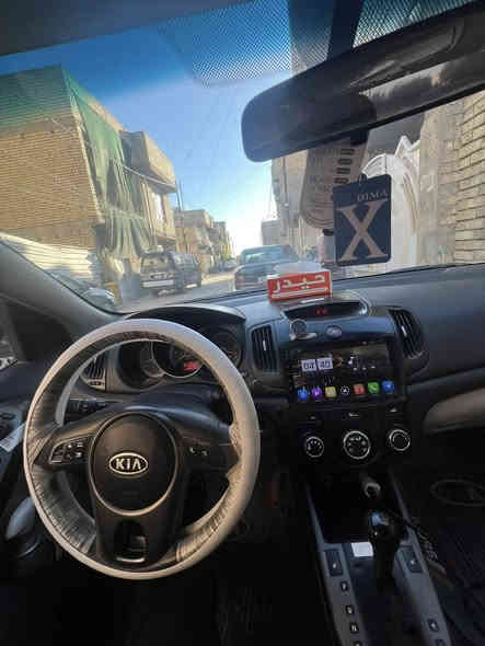 سلام عليكم فورتي ورد كوري موديل 2010 محرك 1600دوش كير 4نمر 
صدر امامي خلفي جيد
تبريد شغال 
السياره بدون حادث فقط خياسات بالجاملغ الخلفي ومعمرها
مواصفات'
بصمه
فتحة سقف
اشاره بالمرايات
تدفئه بالكشنات

ملاحضه السياره بيها مثل العته بالكير بالنمره 3 فقط 
السعر 83
المكان بغداد الدولعي 
***********
