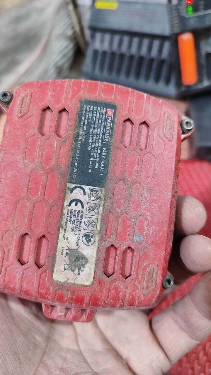 بطاريه باركسايد حجم 14.4فولط للبيع فحم سعرها 5الاف بغداد, العراق


**إذا كنت صاحب هذا الإعلان وتريد حذفه لأي سبب، رجاءا أرسل رسالة إلى الدعم الفني**