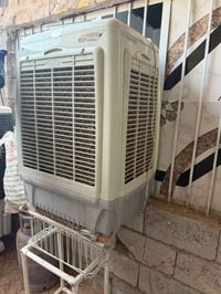 مبردات • نظيفة • كبيرة وصغيرة