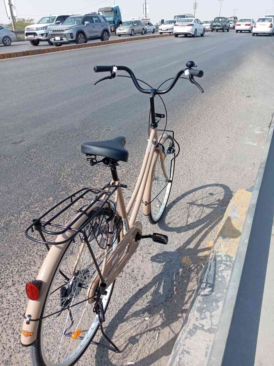 باسكال للبيع🈲 موديل 18🚲 شركت كولف قبل 3 اسابيع نزلته من كرار ابو النقش حجم 26 🚳لون مميز صحراوي 🏻  غراضه كامله داينما🔦 درع شبجه  كامل باسكال نضيف بعنه الكلمه نضافته 100% سعره 165 وبي مجال بصيط مو شراي لا تراسل 🚫 خاص مفتوح 24 ساعه (انته تجيني) مكان نجف حي الندء شارع المجمعات


**إذا كنت صاحب هذا الإعلان وتريد حذفه لأي سبب، رجاءا أرسل رسالة إلى الدعم الفني**