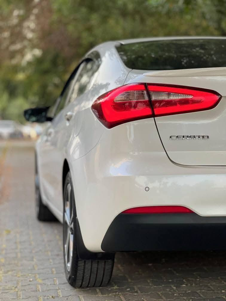 السلام عليكم سيراتو 2014فول مواصفات عده الفتحه وارد ايراني السياره كفالة عامه كشنات جلد تبريد قطعتين بصمه تحكمات ستيرن مثبت سرعه بيهه هواي مواصفات بعد
السعر 140وبيهه مجال للطيبين 
***********
***********
