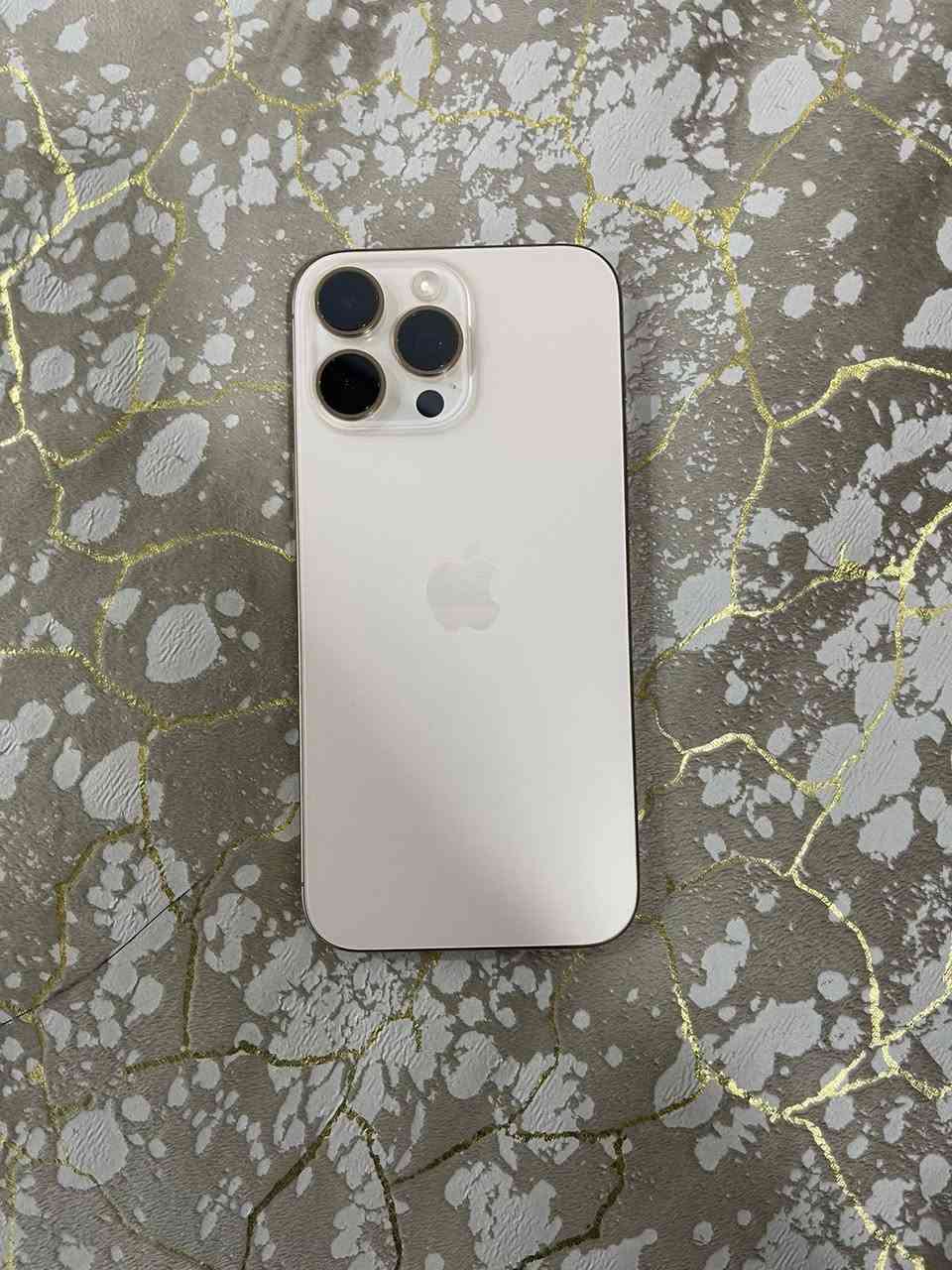 ايفون 16 برو ماكس وكالة ماستر نضافة 100/100 بطاريه 92 كفاله عامه وين تحب افحص السعر 1420. وبي مجال
***********العنوان
