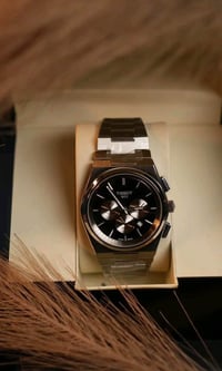 تيسوت سوبر ماستر مقاومة للماء ومقاومة للصدأ شغل راقي والساعه وزنها ثكي...