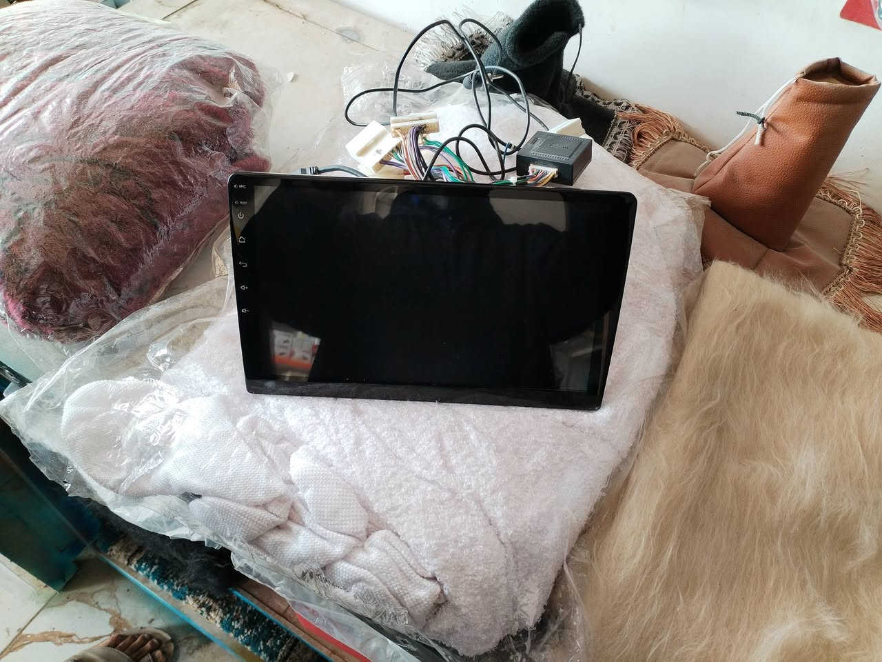 البيع شاشه درجه واله  سعره ٧٥ بي مجال الطيبين ***********
