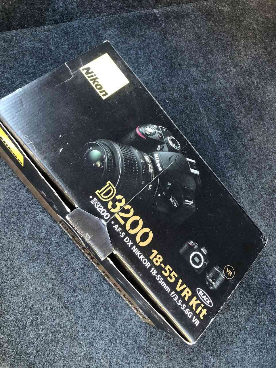 Nikon 3200
Lens 18-55
Shutter 35K 

225 الف، توصيل مجاني


**إذا كنت صاحب هذا الإعلان وتريد حذفه لأي سبب، رجاءا أرسل رسالة إلى الدعم الفني**