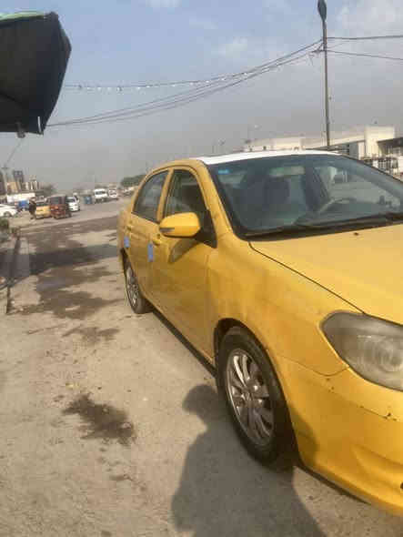 السلام عليكم سيارة بي واي دي جي 3 للبيع مديل 2013 سيارت جاهزه كير ومحرك مكفولات جدد ما يحتاجلها شي كبل للشارع رقم انكليزي مشروع وطني صدر جديد حداديه جديده تايرات نضيفات تحكمات مري كهربائيات فتحت سقف كلها شغاله مال جناي مابيها قطعه مبدله لو ضربه قويه فقط خياسات بل دواير ومعمرات ومصبوغات 
عارضها42 وبيها مجال
مكاني بغداد الدوره ابو دشير 
***********
