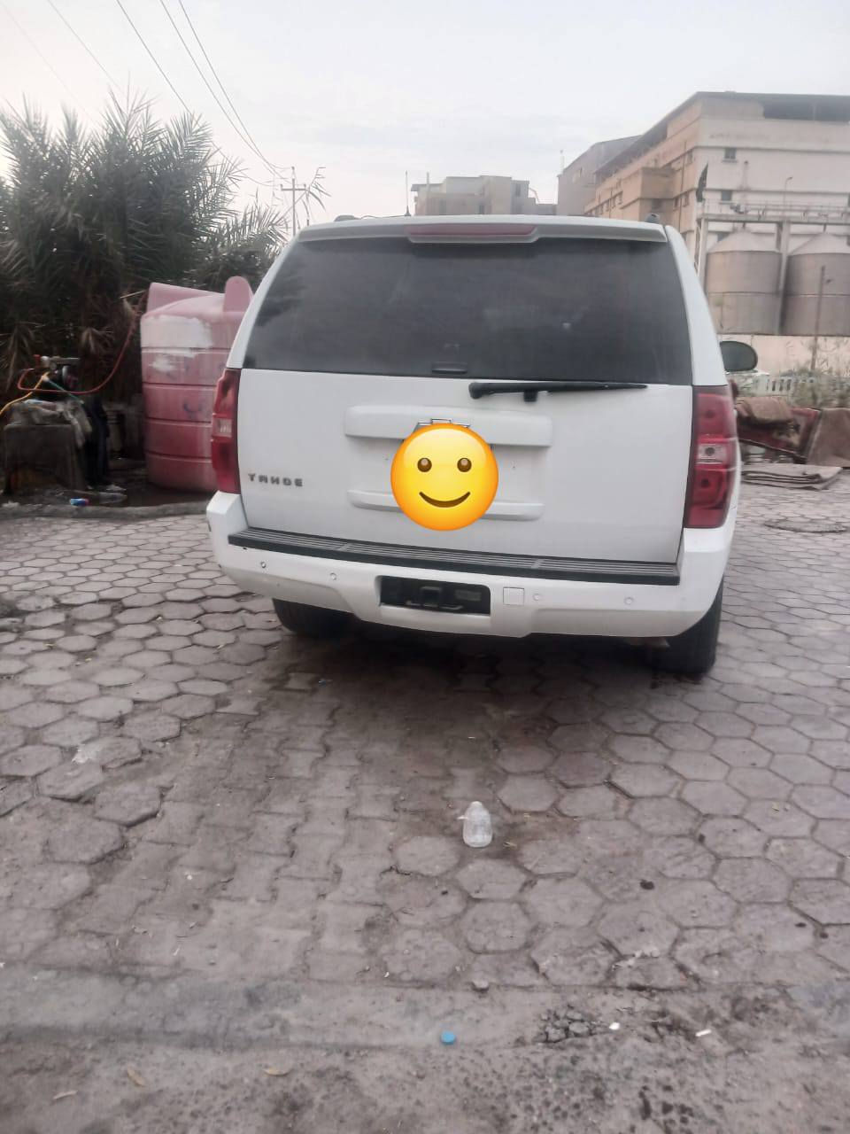 تاهو ٢٠٠٩ خليجية بدون كص للبيع السعر ٨٨ السيارة جديدة المكان البصرة *********** واتساب موجود وكلشي موجود بالسوك  وبيها مجال قليل اذا اكو مراوس بأوباما اراوس
