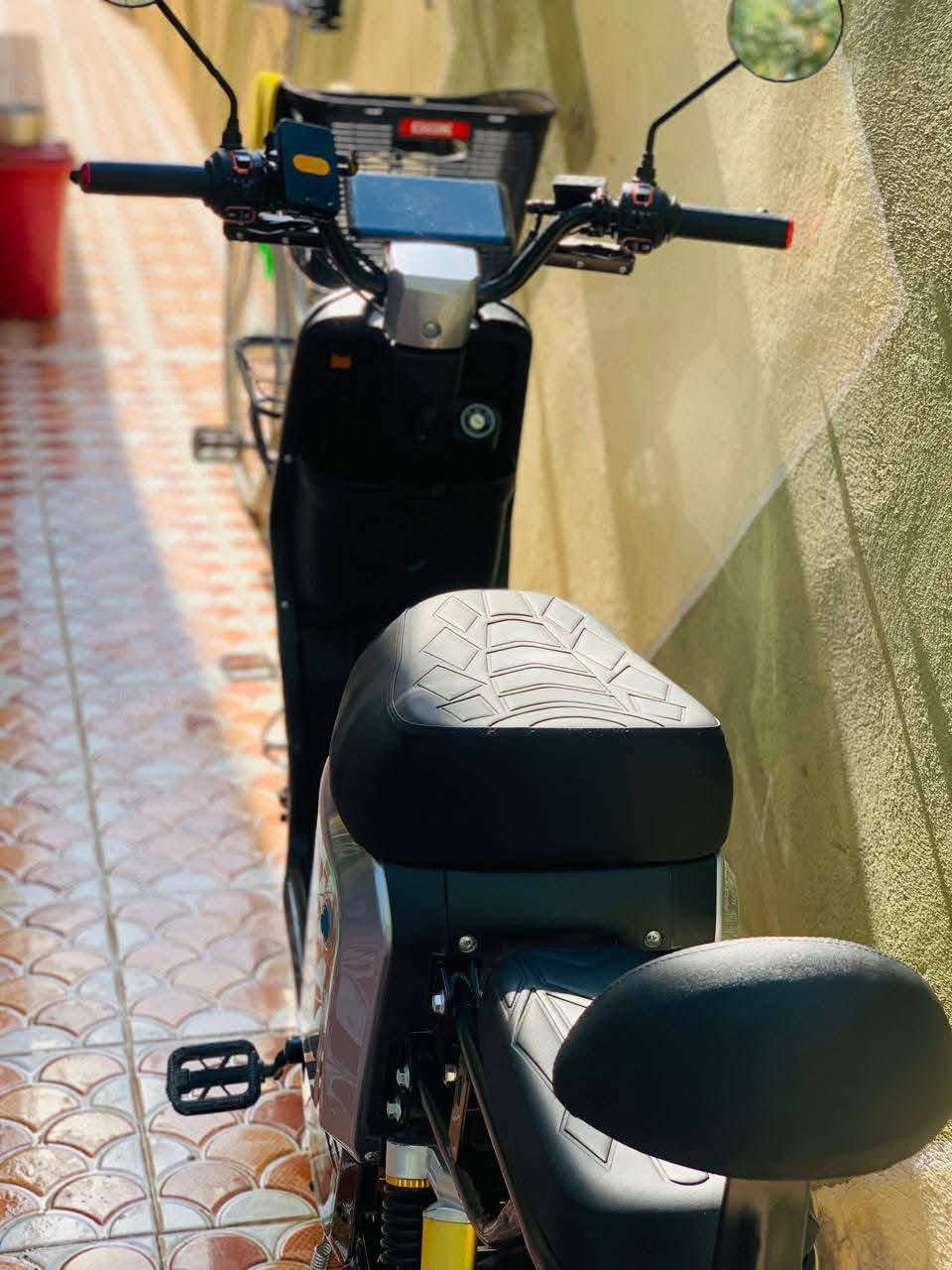 السلام عليكم
دراجه شحن للبيع 

مكان ديالى الخالص 

موديل 2025

5بطاريات

دراجه نظيفه كلش 

بلوتوث فول

دبل اشاره 

أربع سرع

اسم الدراجه R8

الشراي يتصل على الرقم 

مكاني ديالى الخالص

‏‪***********‬‏

مكاني ديالى الخالص
