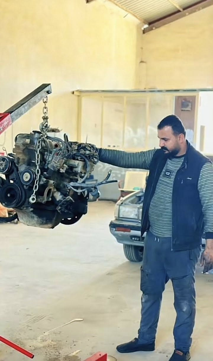 السلام عليكم
متواجدين بالكراج من ساعه 8 صباحاً لحد ال 5 مساءاً الاسطه محمد كركوك اسطه راهم وينصح وياك تطلع راضي 
اسطه جوكر (صيني ياباني كوري امريكي ) 
تجفيت جميع انواع المحركات 
كير جميع انواعه 
صدر جميع انواعه 
‭0770 478 6459‬ 
اتصل وتدلل 
(ولا نتعامل بالدين اطلاقاً )
