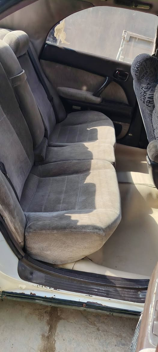 السلام عليكم
بطه منفصل موديل 1996 بغداد باسمي شخصيا سياره بلاديه مكفوله من كص ونقل وضربه قويه مكينه فول وكير ستوني شاده  والتبريد شغال فقط تحكم التبريد عطل 
مكان ديوانيه *********** السعر 50وبيها مجال 
للتأكيد السياره بأسمي شخصيا
