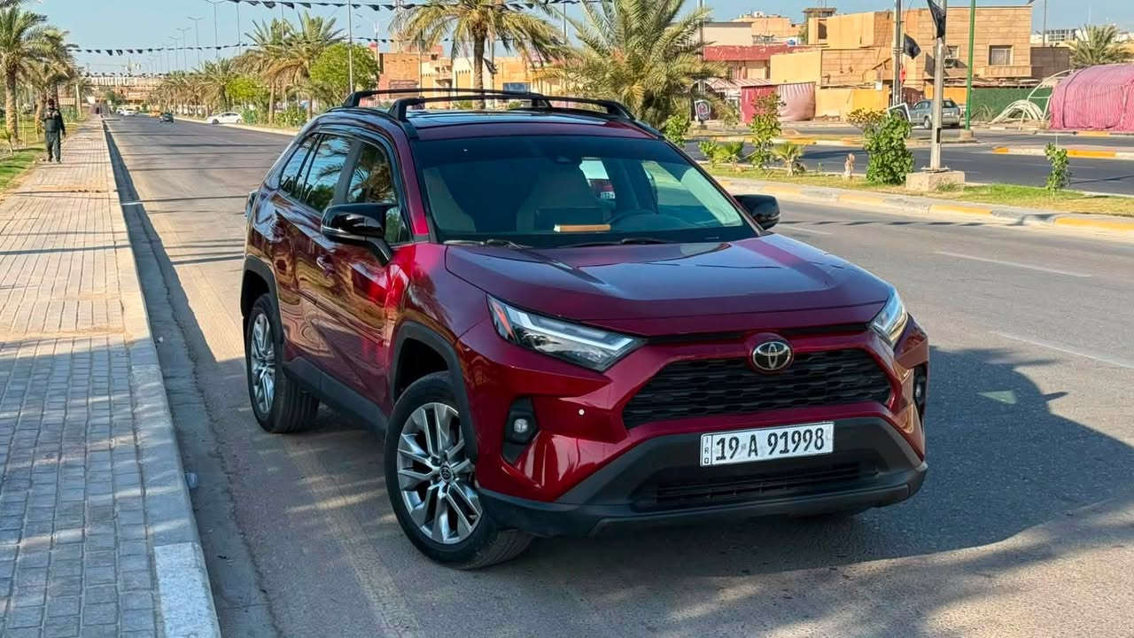 للببع راف فور 2023 RAV4, XLE ✅PREMIUM / راف فور
تويوتا رافور  مرقم كربلاء وكامل باسمي 

💯 السيارة بيع فقط 💯

السيارة فول موصفات  ١/١

السيارة ماشيه : 46000 km قابل للزياده

الضرر : كما موضح بالصوره(الباب مبدل اصلي وكاله واكو صبغ مقدار شبر من يم النرماده للتكمه ، الجاملغ نفسه وبي بارد شوي )    

حجم المحرك 4 سلندر (2.5L) بانزين فقط 
مواصفات XLE :
فتحة السقف ( سيلايت ) 
بصمة تشغيل
كشن كهرباء
صندوق كهربائي 
رادار أمامي
تحديد مسار
رادار جانبي (نقاط عمياء)
رادار خلفي
اوتو ستارت (Auto start)
اوتو ستوب(Auto Stop)
هاند بريك بصمة
اوتو هولد(Auto Hold)
تحكم وضعيات القيادة ECO,NORMAL,SPORT
مانع انزلاق+ABS
حساسات خلفية+كاميرا
تحكمات استيرن
اشاير بالمري 
لايتات زينون و عدسه 
بلاجكتور زينون 
تبريد قطعتين 
وبقية مواصفات XLE المعروفة
السعر 237$ ورقة و بيها مجال بسيط
مكان كربلاء 
تلفون  :***********
