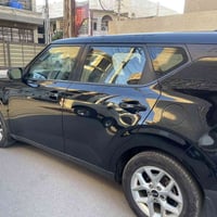 عندي كيا صول موديل 2020 للبيع السيارة لون اسود وارد امريكي رقم بغداد م...