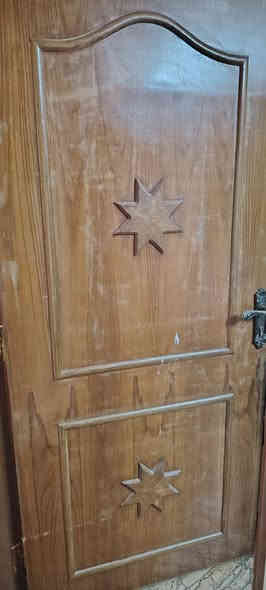 بيبان خشب قياس طول ٢٢٠ وعرض ٩٢صاج درجه اولى البياع ***********
