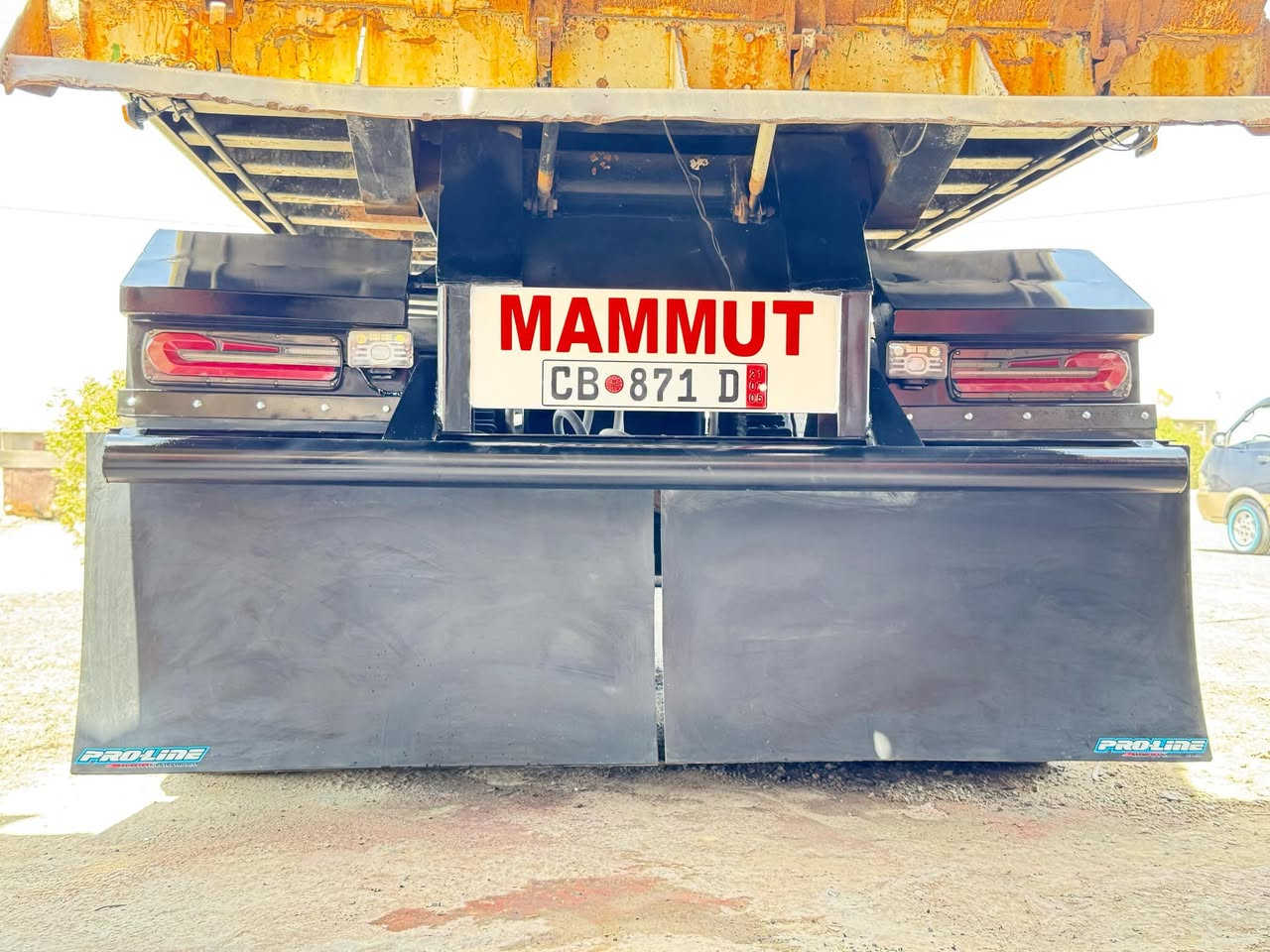 السلام عليكم مرخصه الادمن
عربانه ماموت  للبيع مديل 2007مكفوله  الاستفسار ع رقم ***********
