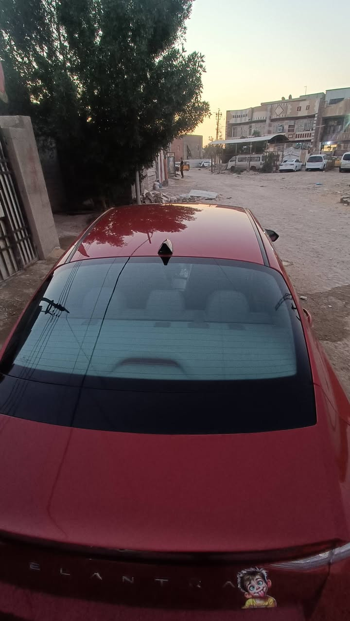 النترا للبيع موديل 2023 . حادث تفصيك لبجم وغراظه جايات وياه تبديل بس دعاميه اماميه وصبغ لبنيد فقط ولباقي كفاله عامهه.   كلشي موظح كدامك
رقم بغداد

سعة المحرك 2000 دوش
شاشة ديجتال متصله بالكامل
بصمة تشغيل 
بصمة ابواب 
بصمة صندوق 
تشغيل عن بعد 
رادار امامي خلفي جانبي
مانع تصادم بريك ذكي
مدخلين شحن + اواكس
تبريد منفصل بيانو 
كاميرا خلفيه دواره 
كراسي تدفئه 
حساسات اطارات 
مثبت سرعه cross
اضائه اماميه LED
نظام ترحيب عند الاقتراب 
مانع انزلاق 
دخول ذكي 
نظام قيادة ذاتيه  
ثلاث انظمة قياده ( Sport , Nor , eco )
شاشة اعطال الكترونية 
زر عرض الكاميرا الخلفية 
سايد بريك بصمه
شحن واير ليس 
   
سعر   160.    وبيه مجال مكان سياره بغداد مدينت الصدر 
رقم ***********
