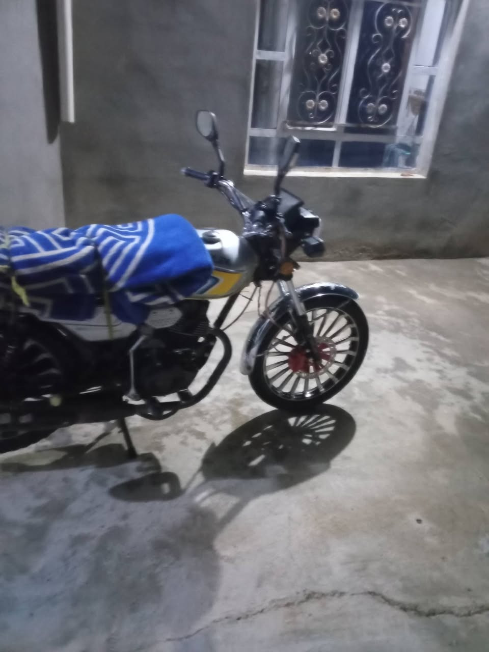 سلام عليكم اللبيع ماطور ضاقطه وزنجسل محرك شرط كهربيّ كله شقاله ماطور نشاط فول كله عل وضه ال شركه ماشي 5الف بعده زيرو مكانك بتكريت السعر 875وبي مجال الستفسار***********ملحضه800لا تعلق
