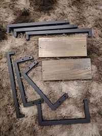 رف خشب • ديكور