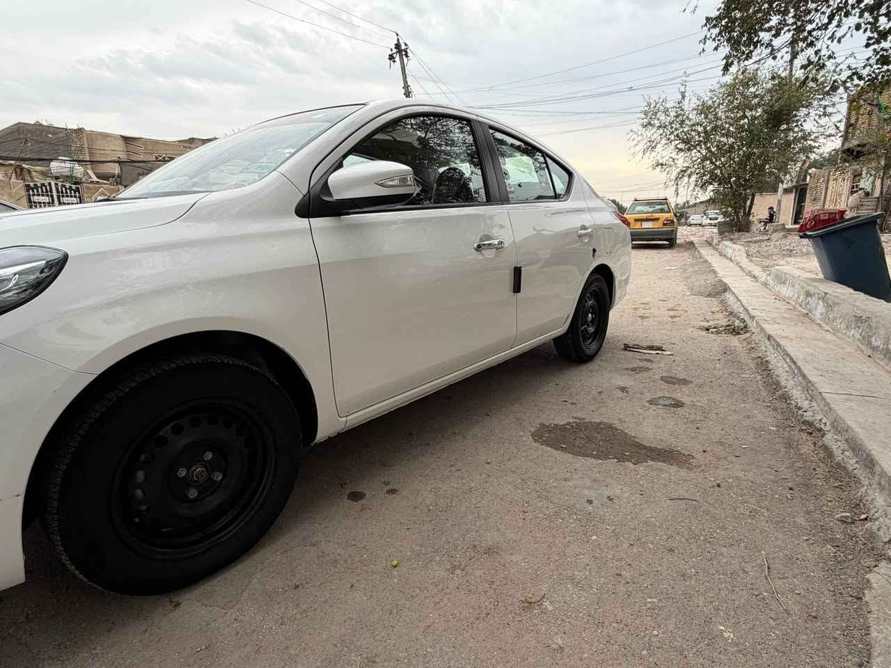 السلام عليكم نيسان صني مصري موديل 2025 رقم بغداد بسمي مكفولة كفالة عامة السيارة  مكاني بغداد البلديات 
*********** 
السعر 125 وبيهة مجال
